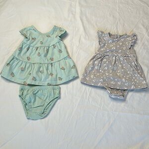 Carter’s bundle of two baby girl dresses size 3 months. both in GREAT CONDITION